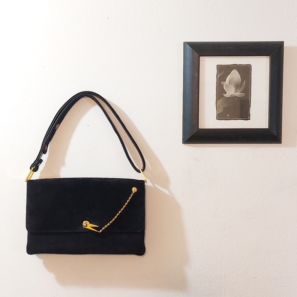 Vintage Handbags - Vintage Black Shoulder Bag with Gold Chain Accent